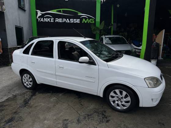CHEVROLET CORSA 1.4 MPFI PREMIUM SEDAN 8V FLEX 4P MANUAL